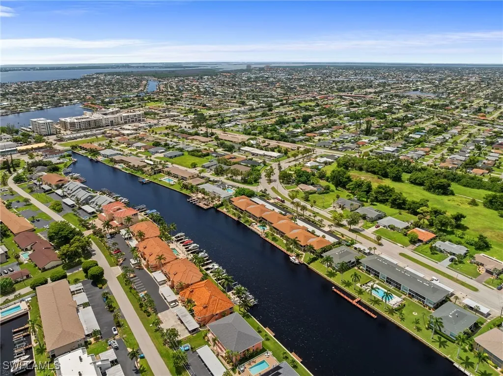 4515 Country Club Boulevard Cape Coral FL 33904