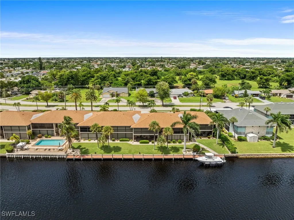 4515 Country Club Boulevard Cape Coral FL 33904