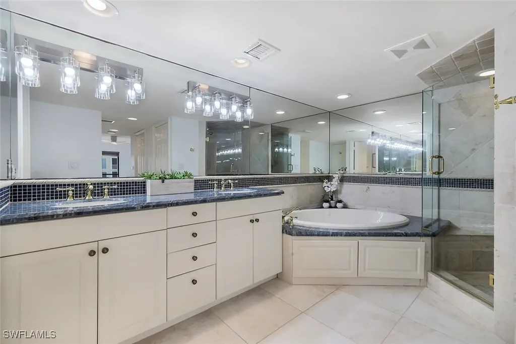 4451 Gulf Shore Boulevard N Naples FL 34103