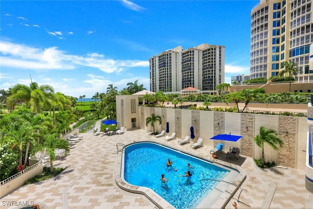 4451 Gulf Shore Boulevard N Naples FL 34103