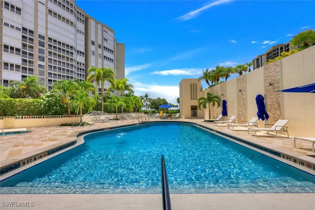 4451 Gulf Shore Boulevard N Naples FL 34103