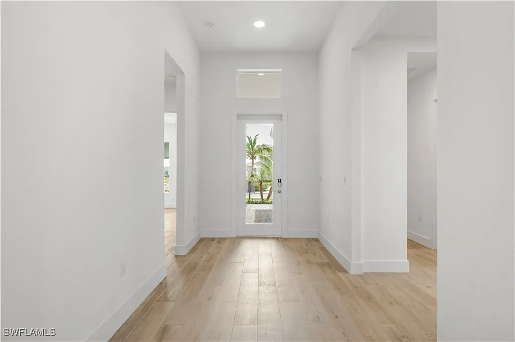 9033 Wisteria Way Naples FL 34114