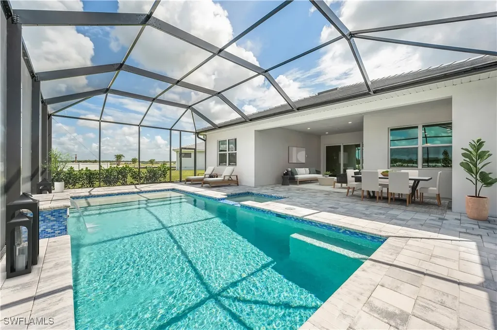 9033 Wisteria Way Naples FL 34114
