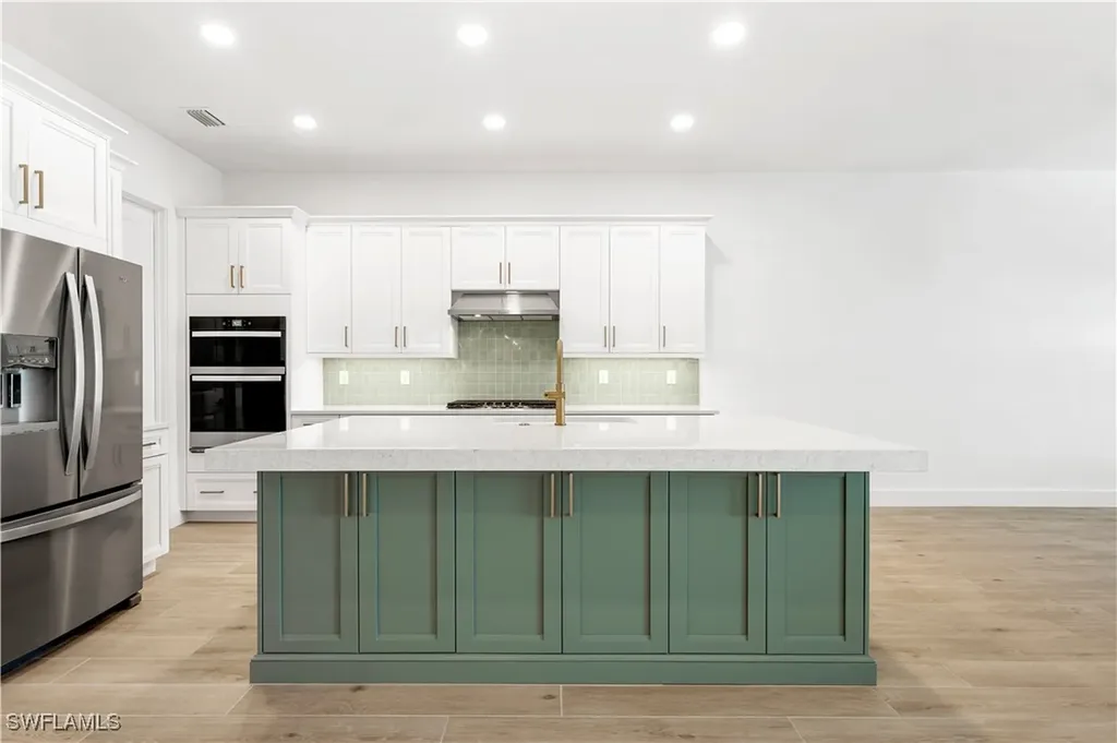 9033 Wisteria Way Naples FL 34114