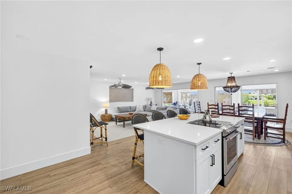 160 San Salvador Street Naples FL 34113