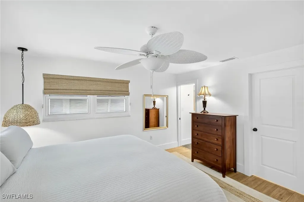 160 San Salvador Street Naples FL 34113