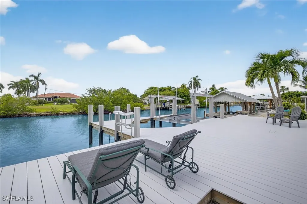 160 San Salvador Street Naples FL 34113
