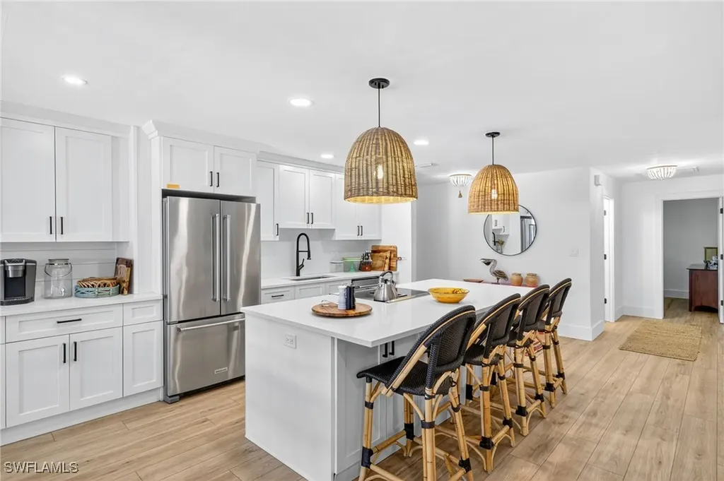 160 San Salvador Street Naples FL 34113