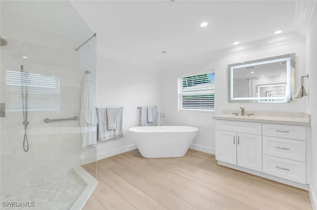 151 Bayview Avenue Naples FL 34108