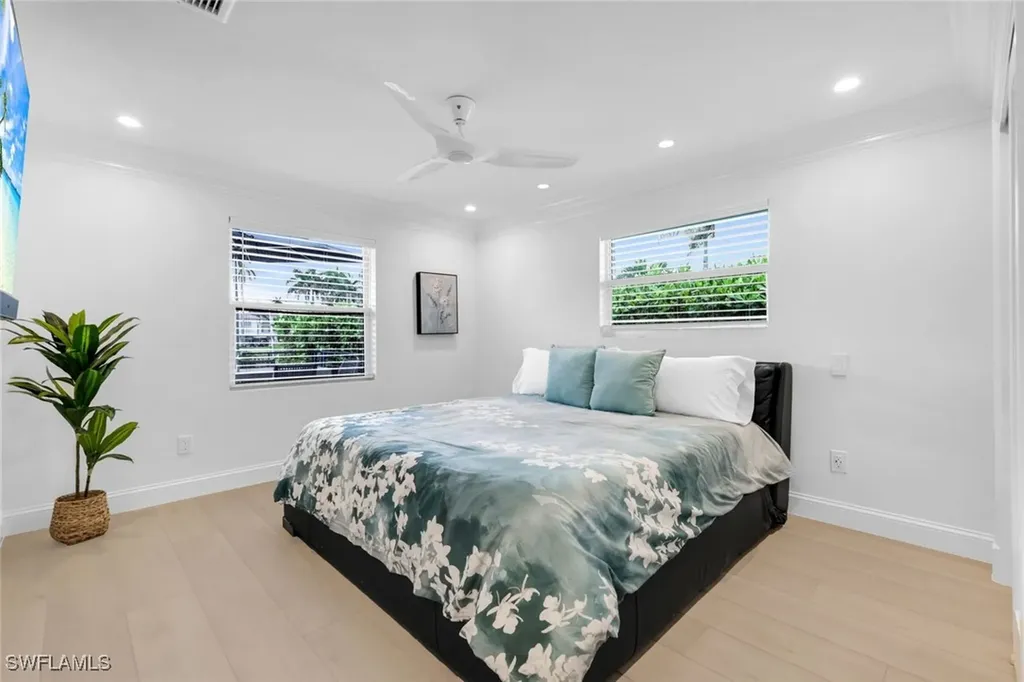 151 Bayview Avenue Naples FL 34108