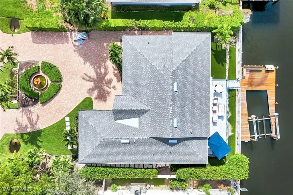 151 Bayview Avenue Naples FL 34108