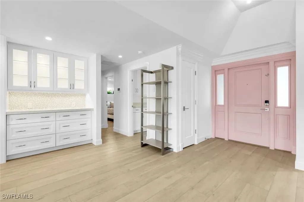 151 Bayview Avenue Naples FL 34108