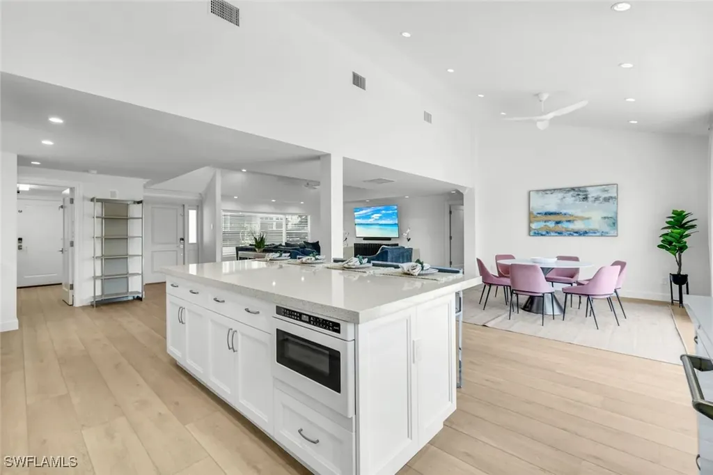 151 Bayview Avenue Naples FL 34108