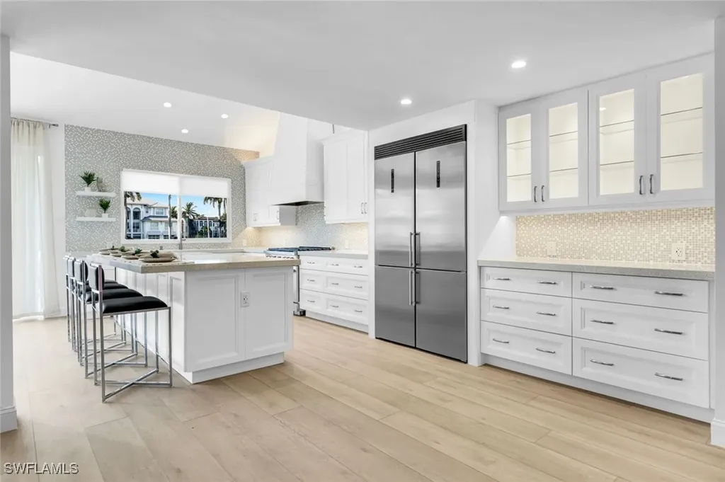 151 Bayview Avenue Naples FL 34108