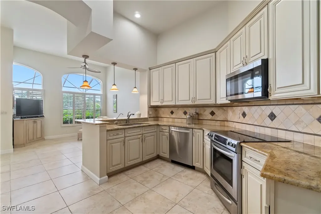 15279 Devon Green Lane Naples FL 34110