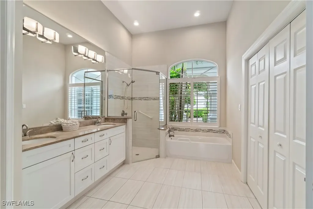 15279 Devon Green Lane Naples FL 34110