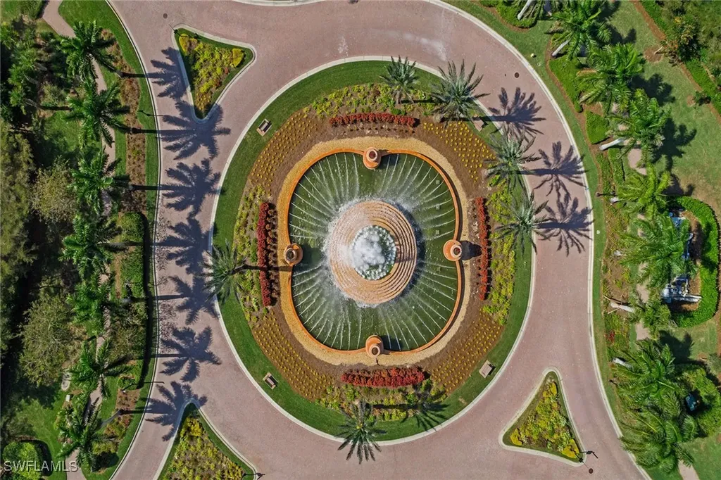 9275 Museo Circle Naples FL 34114