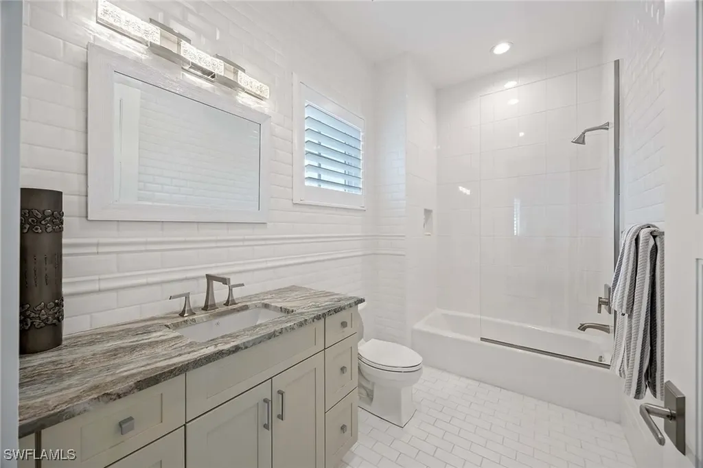 9171 Mercato Lane Naples FL 34108