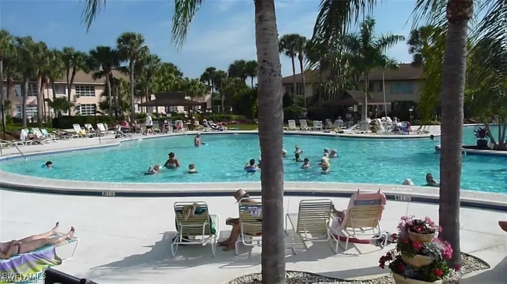 3618 Arctic Circle Naples FL 34112-5045