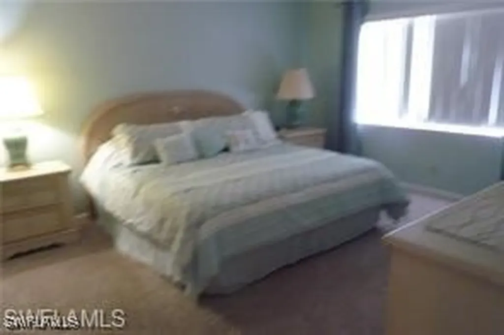 3618 Arctic Circle Naples FL 34112-5045