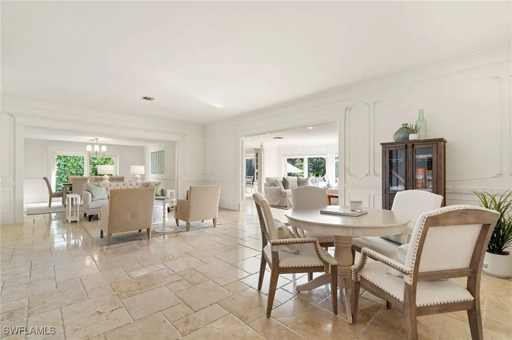 1060 Galleon Drive Naples FL 34102