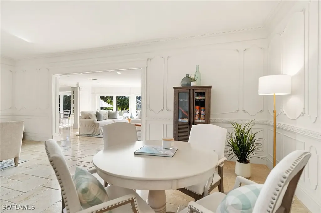 1060 Galleon Drive Naples FL 34102