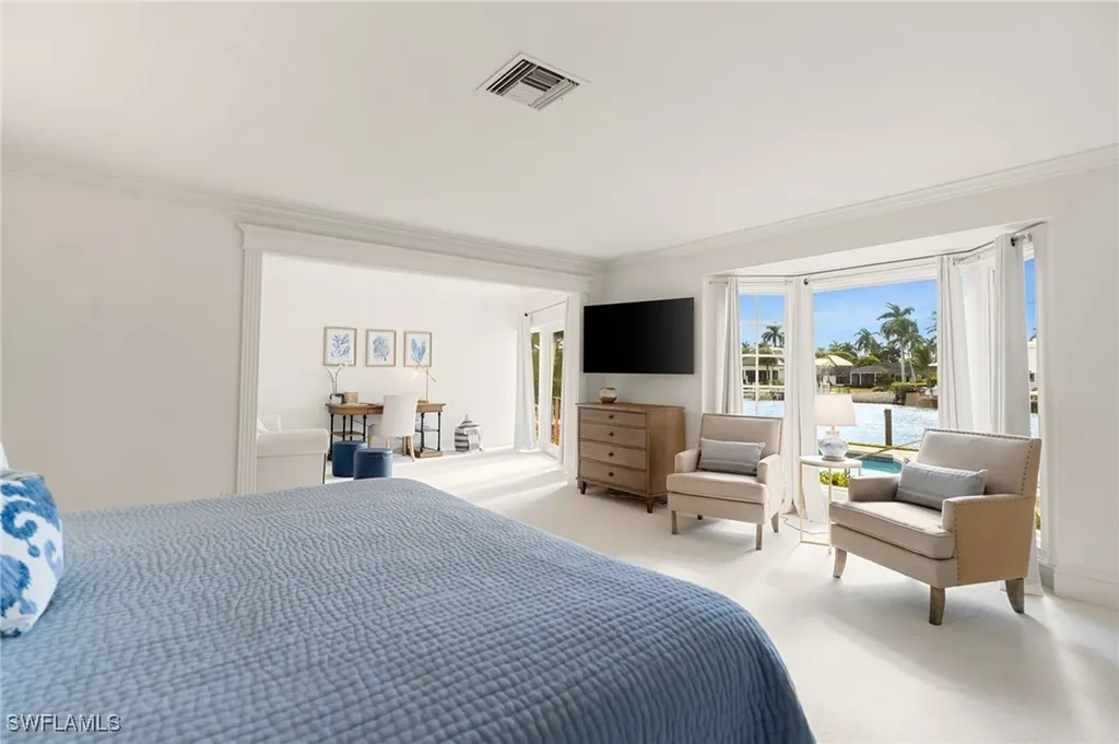 1060 Galleon Drive Naples FL 34102