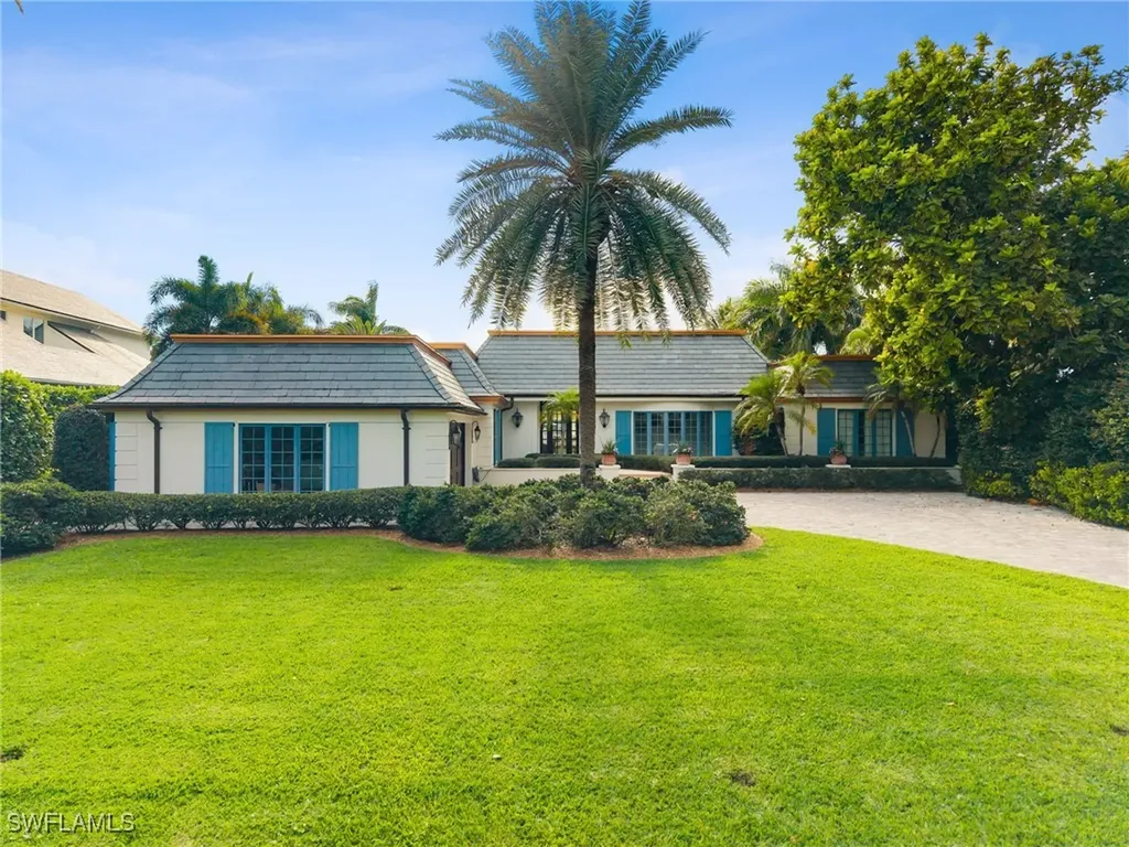 1060 Galleon Drive Naples FL 34102