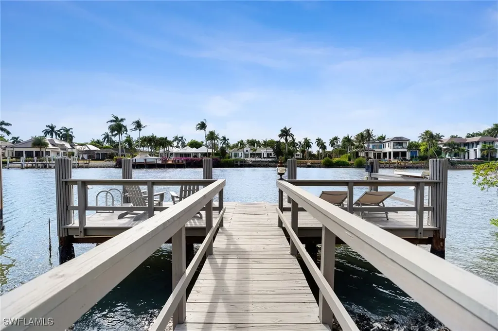 1060 Galleon Drive Naples FL 34102