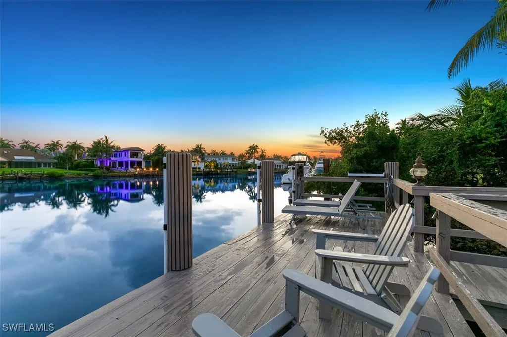 1060 Galleon Drive Naples FL 34102