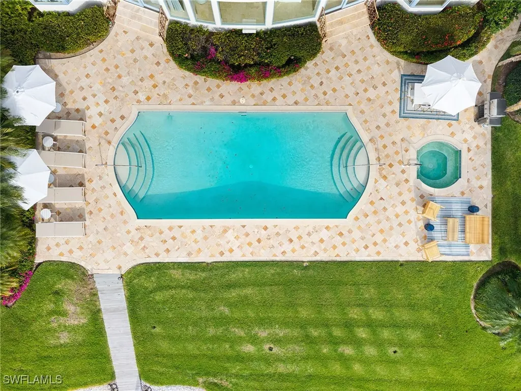 1060 Galleon Drive Naples FL 34102