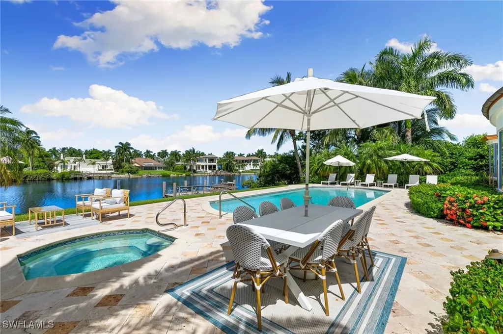 1060 Galleon Drive Naples FL 34102