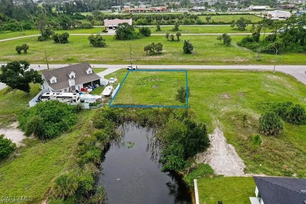 921 SW 4th Terrace Cape Coral FL 33991