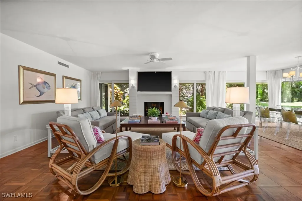100 Tall Pine Lane Naples FL 34105