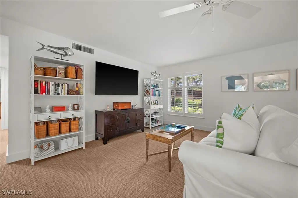 100 Tall Pine Lane Naples FL 34105