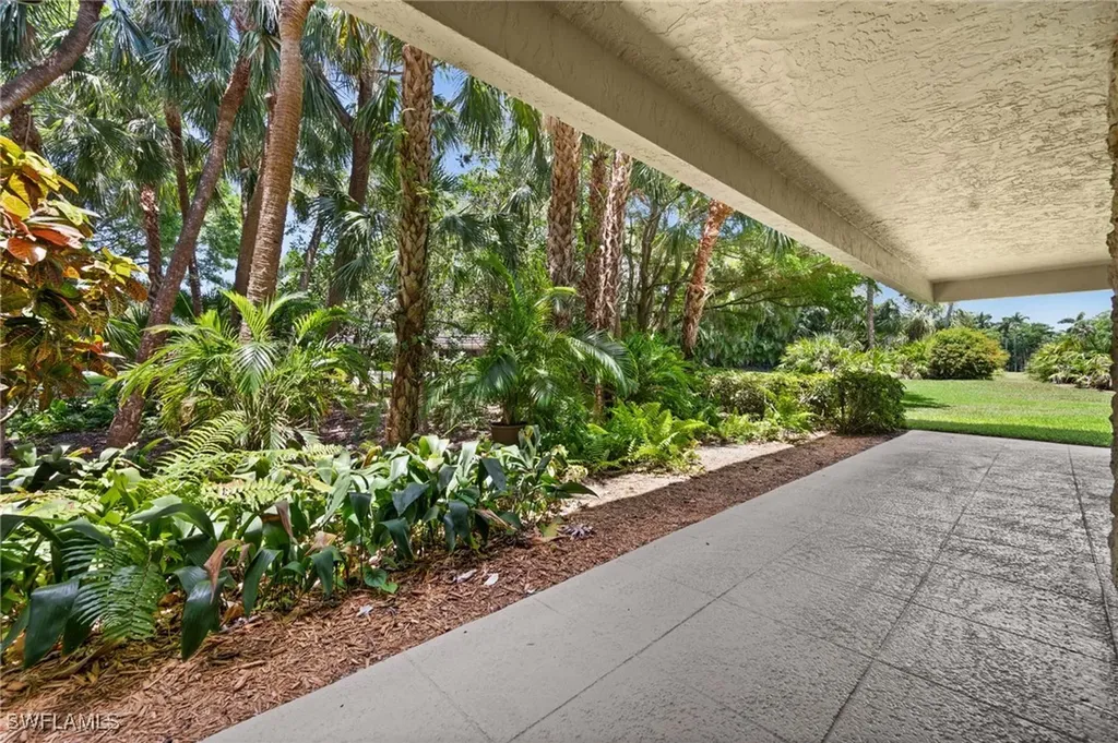 100 Tall Pine Lane Naples FL 34105