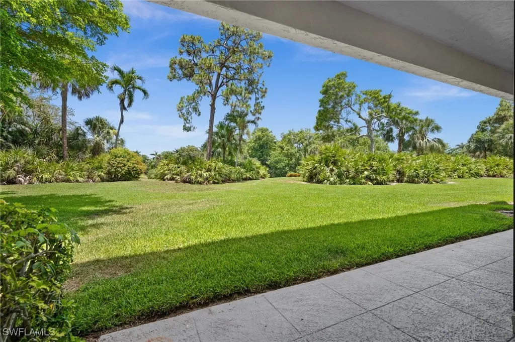 100 Tall Pine Lane Naples FL 34105
