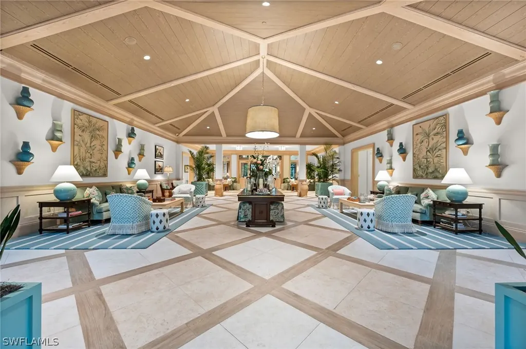 100 Tall Pine Lane Naples FL 34105