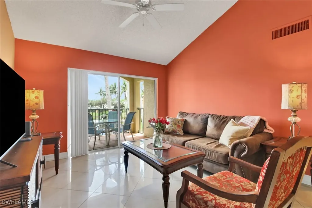 1195 Wildwood Lakes Boulevard Naples FL 34104