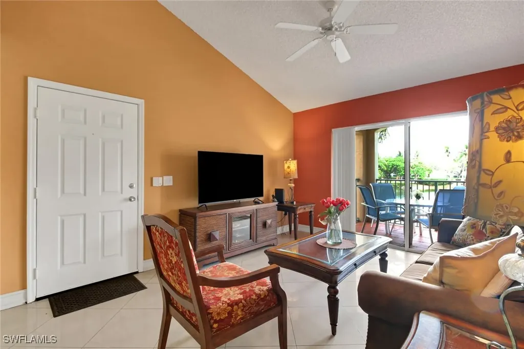 1195 Wildwood Lakes Boulevard Naples FL 34104