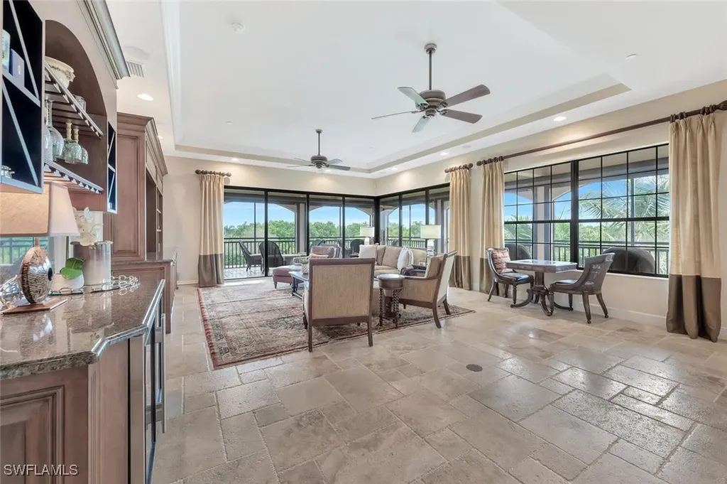 2543 Marquesa Royale Lane Naples FL 34109