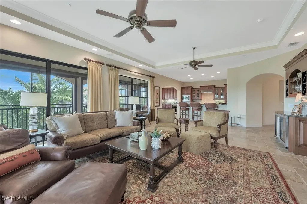 2543 Marquesa Royale Lane Naples FL 34109