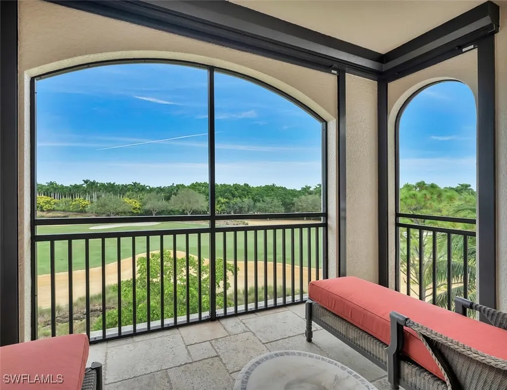 2543 Marquesa Royale Lane Naples FL 34109