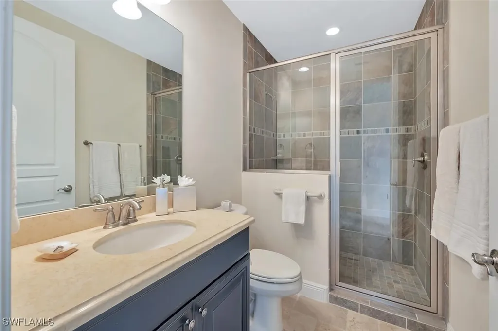 2543 Marquesa Royale Lane Naples FL 34109