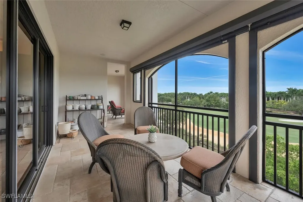 2543 Marquesa Royale Lane Naples FL 34109