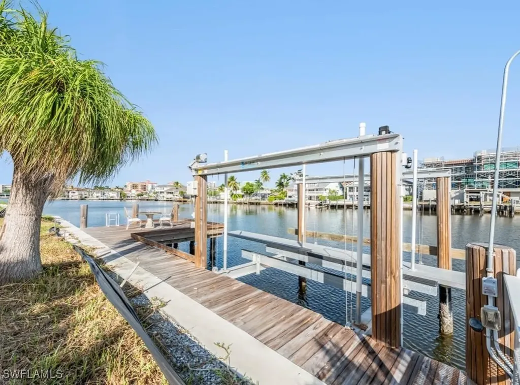 361 Seabee Avenue Naples FL 34108