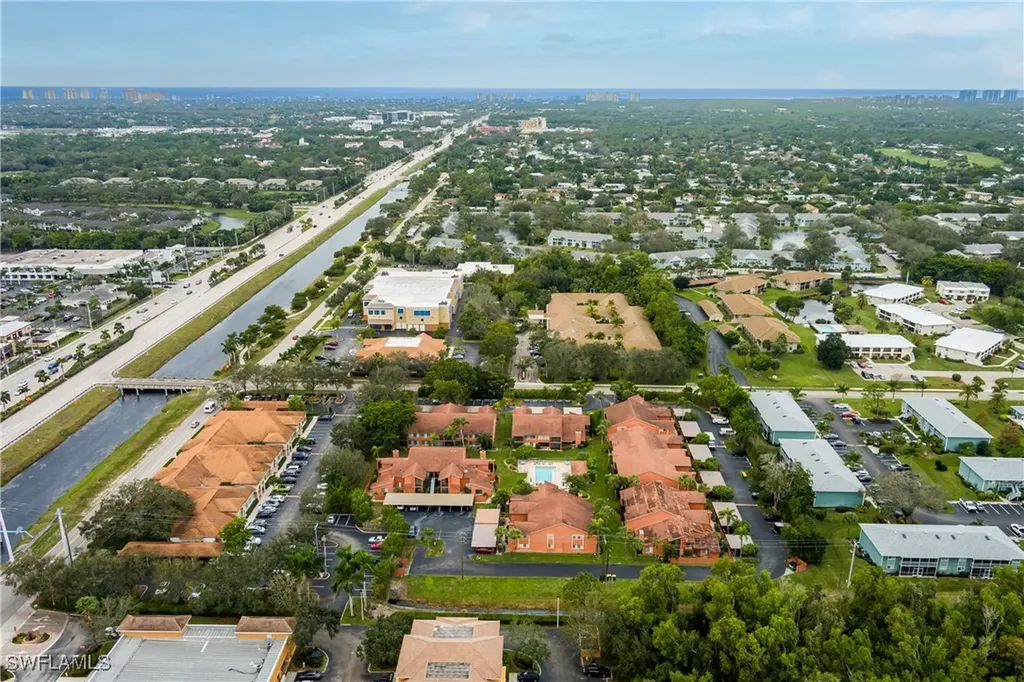 180 Cypress Way E Naples FL 34110