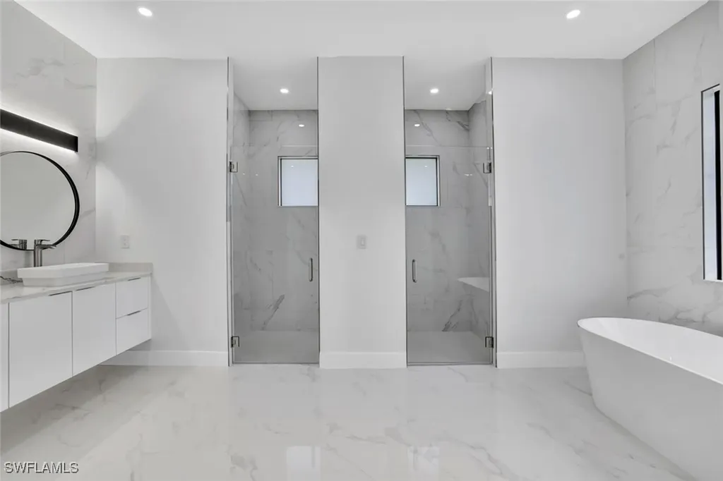 169 18th Avenue NW Naples FL 34120