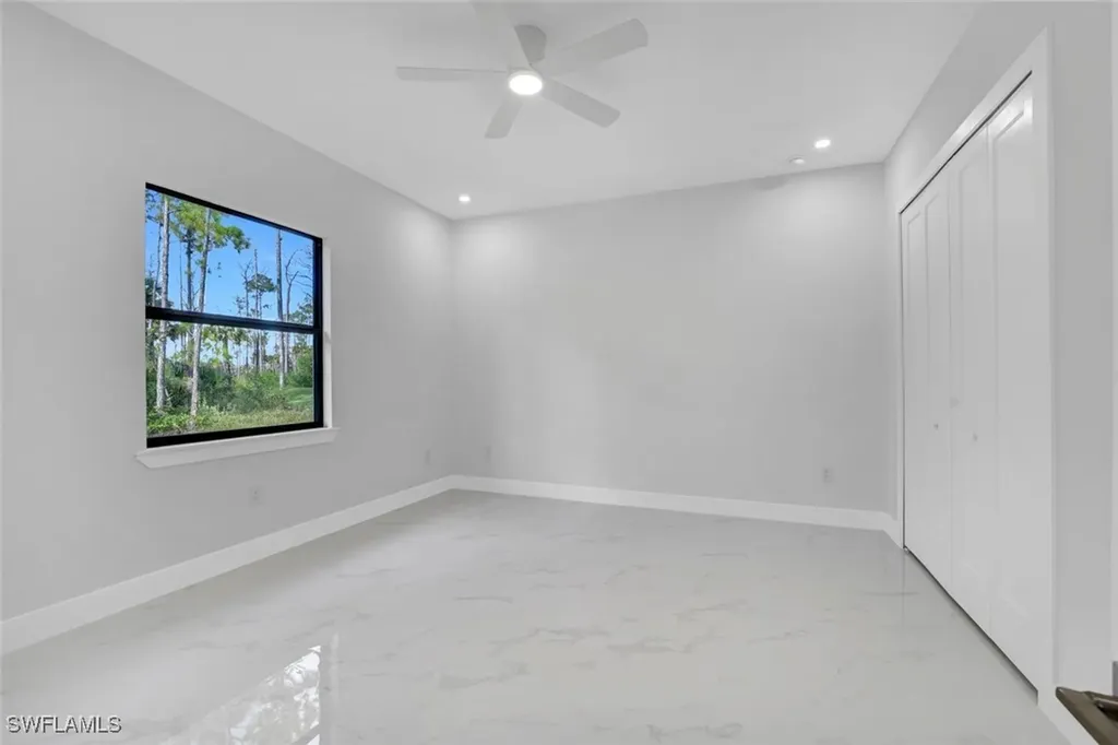 169 18th Avenue NW Naples FL 34120