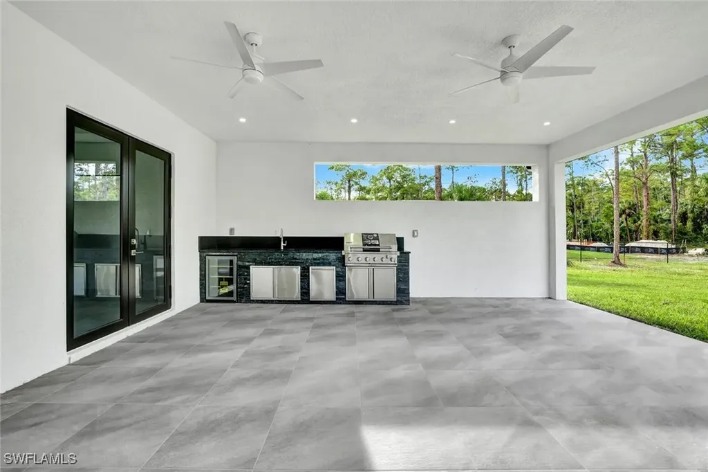 169 18th Avenue NW Naples FL 34120